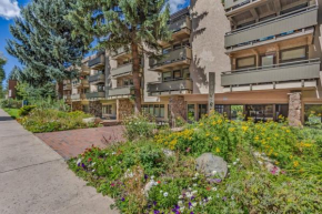 New Listing 2BR 2BA Condo - Mountain Views